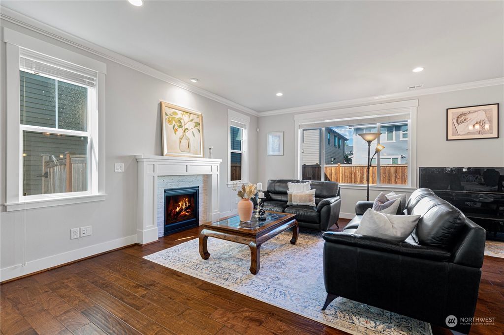 Photo of 1411 242nd Avenue NE, Sammamish, WA 98074 (MLS # 2207291)