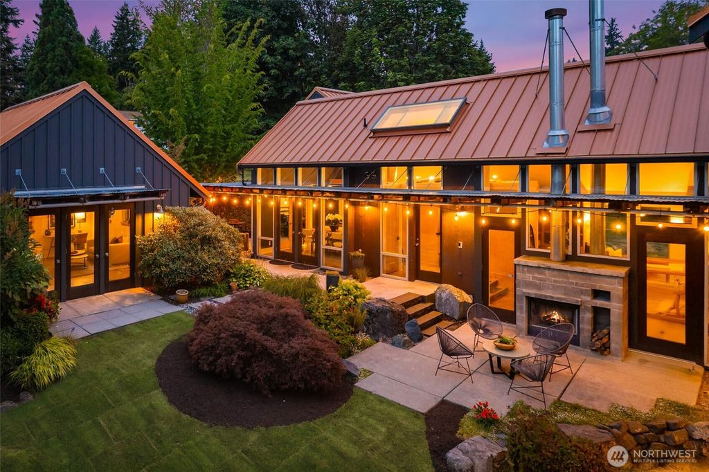 Photo of 10606 NE 155th Place, Bothell, WA 98011 (MLS # 2394212)