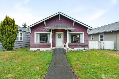 Photo of 1124 Lincoln Street, Hoquiam, WA 98550 (MLS # 2578145)