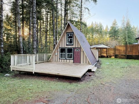 Photo of 550 E Trails End Drive, Belfair, WA 98528 (MLS # 2461189)