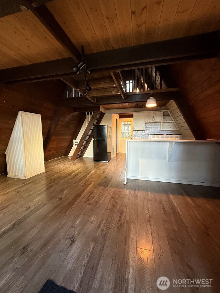 550 E Trails End Drive