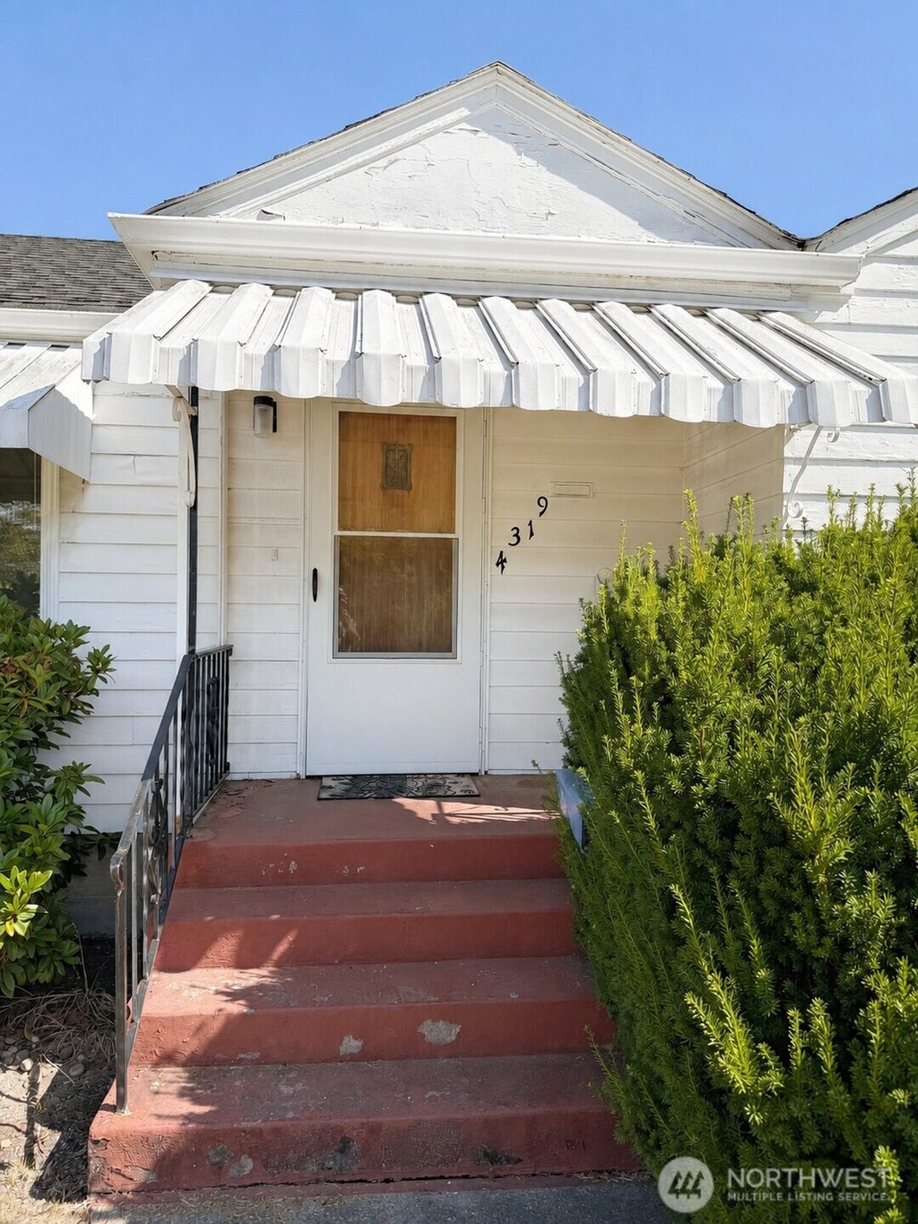 Photo of 4319 N 7th Street, Tacoma, WA 98406 (MLS # 2553777)