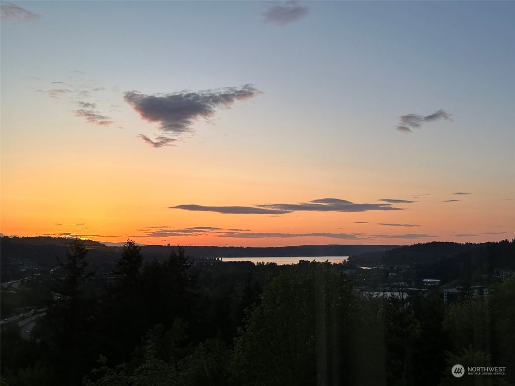 Photo of 883 3rd Place NE, Issaquah, WA 98029 (MLS # 2228185)