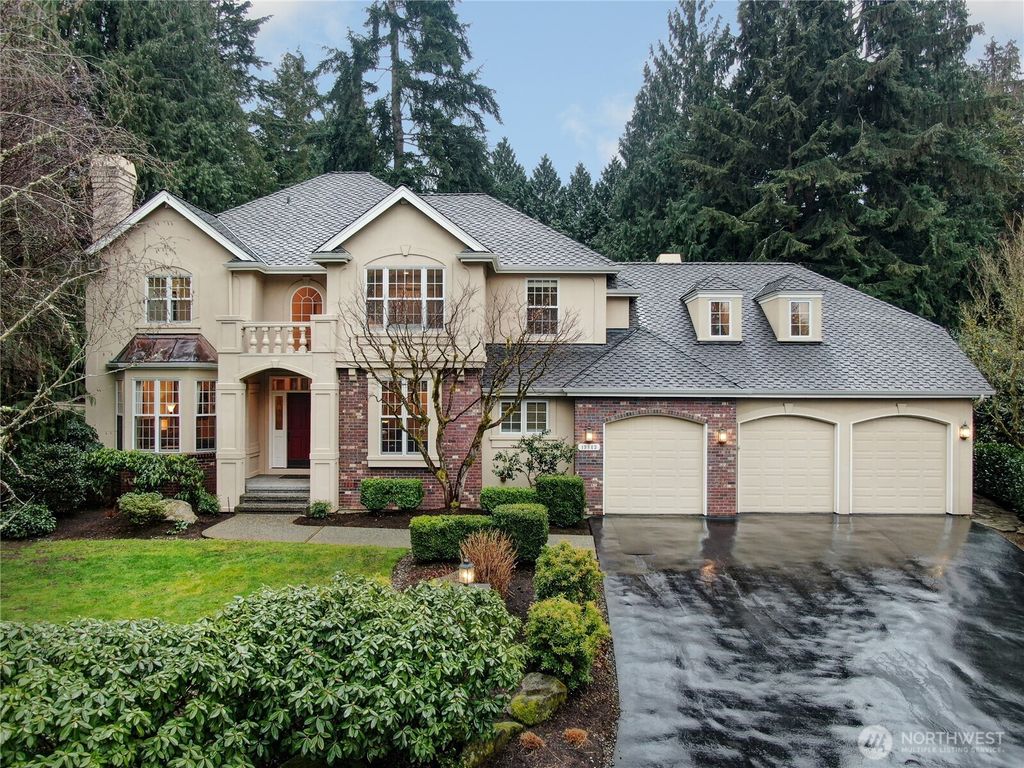 Photo of 19843 NE 124th Court, Woodinville, WA 98077 (MLS # 2335693)