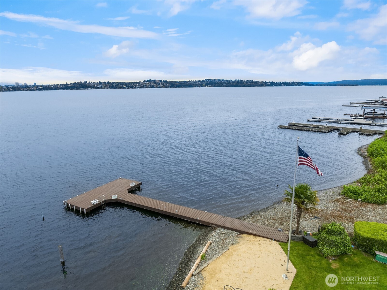 3263 Evergreen Point Road