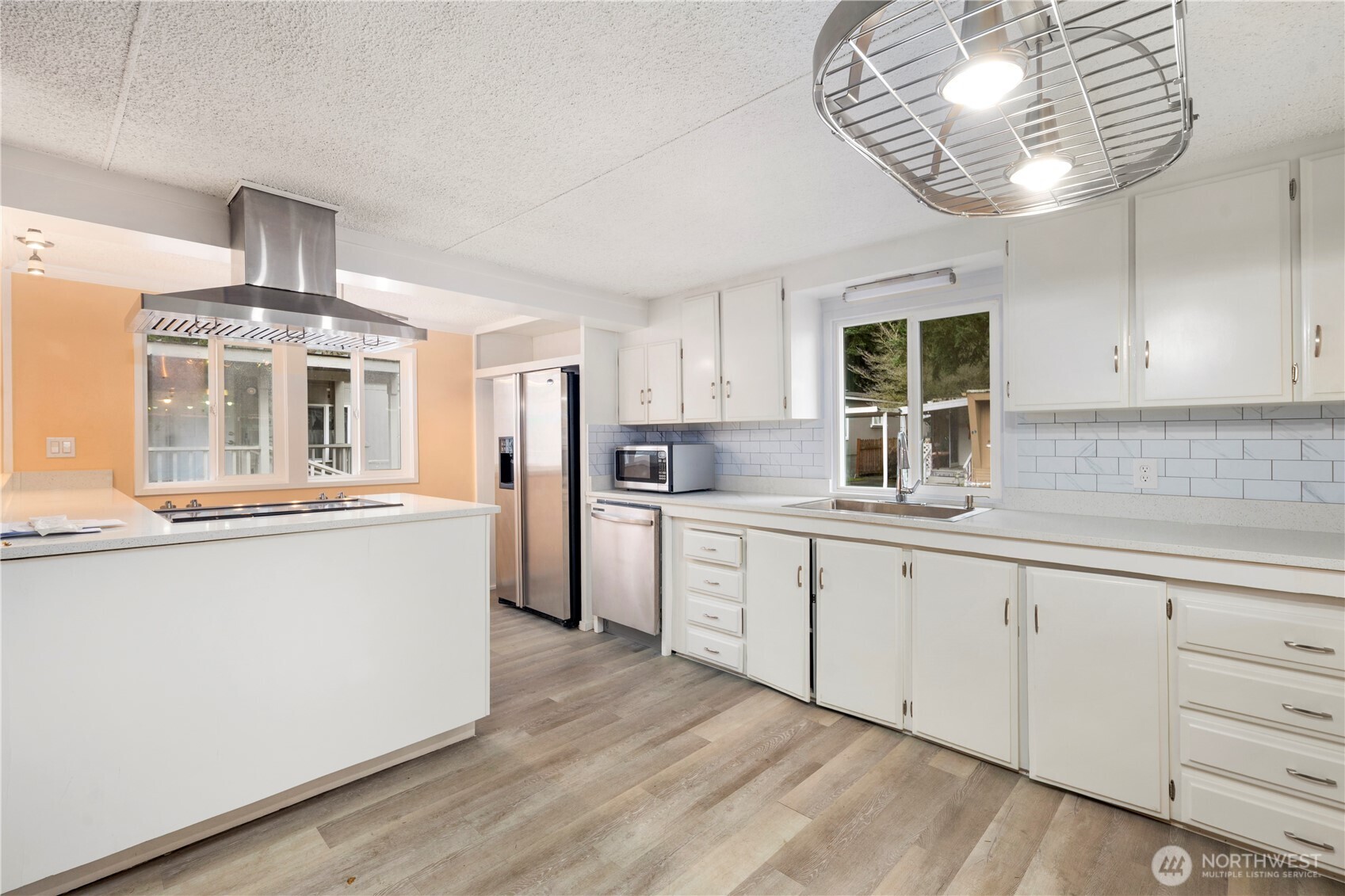 10515 Woodinville Dr 76