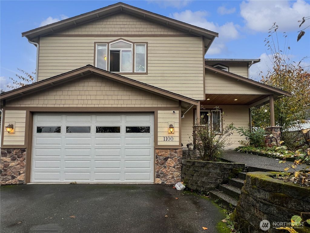 Photo of 1100 9th Avenue, Milton, WA 98354 (MLS # 2455091)