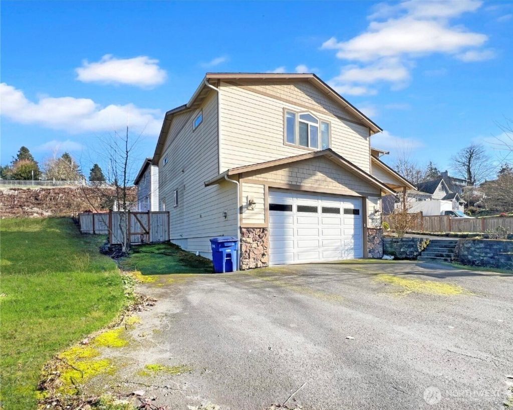 Photo of 1100 9th Avenue, Milton, WA 98354 (MLS # 2455091)