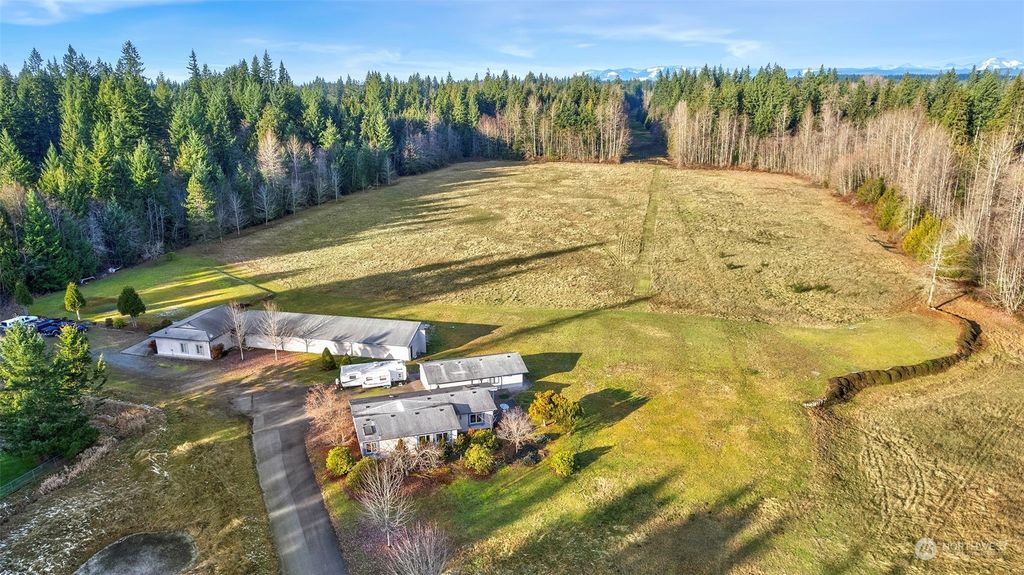Photo of 12611 84th Street NE, Lake Stevens, WA 98258 (MLS # 2191698)