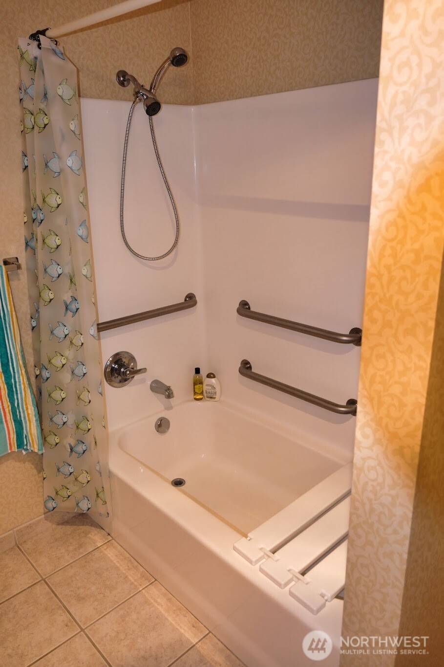 1335 Ocean Shores Boulevard SW S13