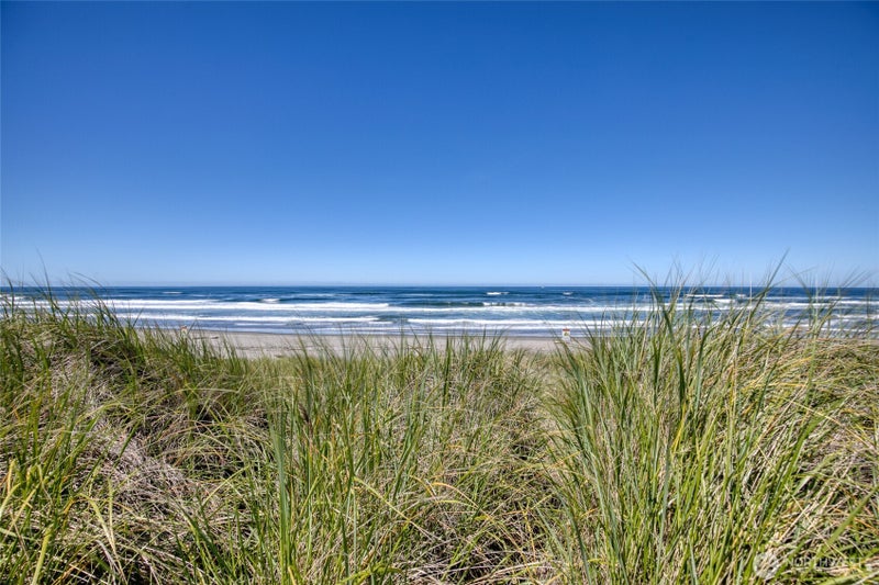 1335 Ocean Shores Boulevard SW S13