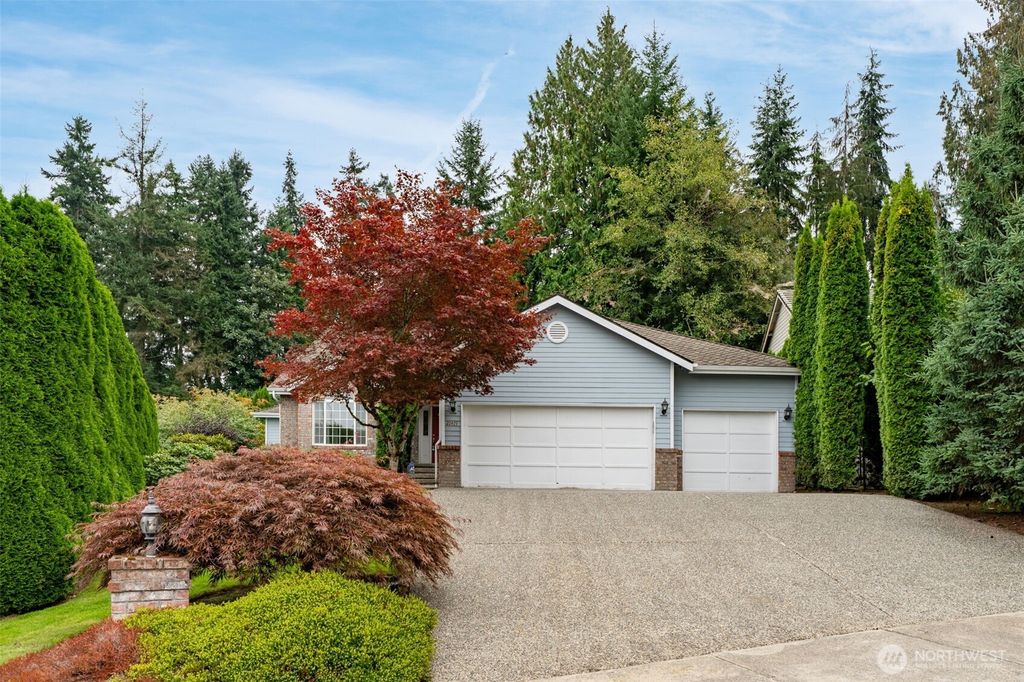 Photo of 21419 32nd Place W, Brier, WA 98036 (MLS # 2431070)