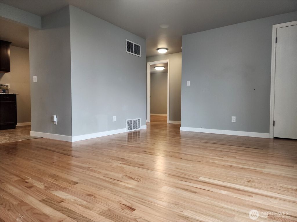 Photo of 16301 120th Avenue SE, Renton, WA 98058 (MLS # 2321199)