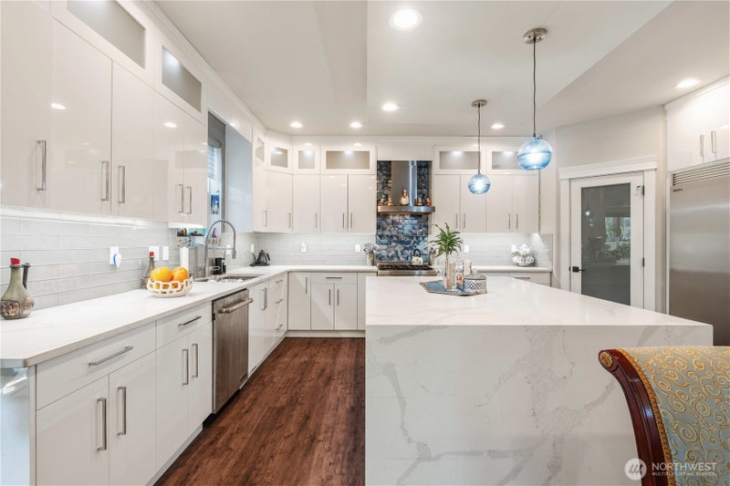 5315 Coastal Loop