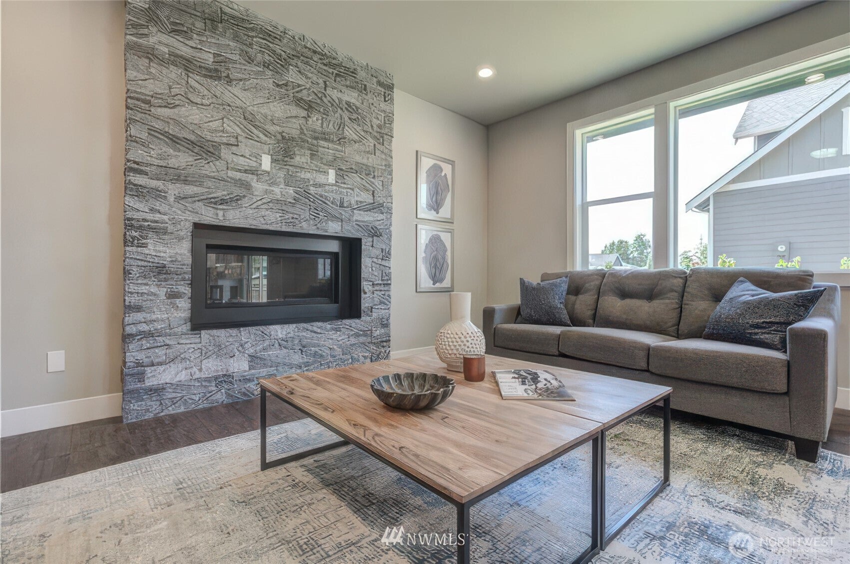 5315 Coastal Loop