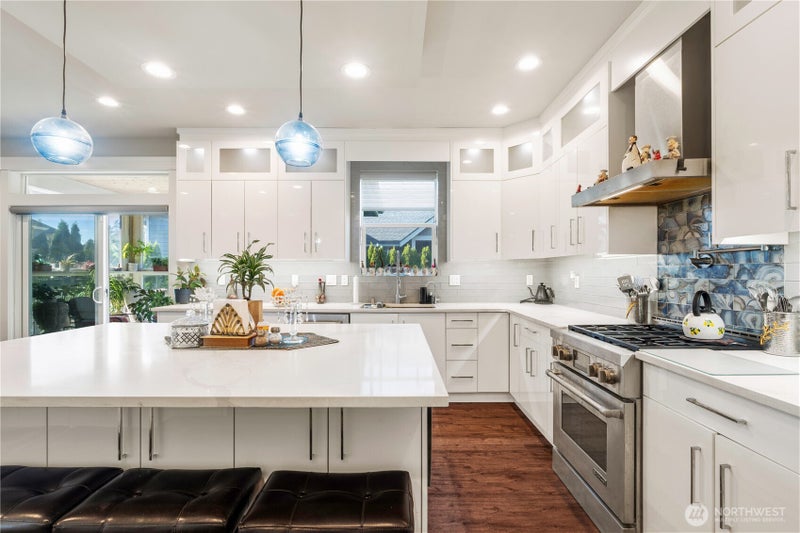 5315 Coastal Loop