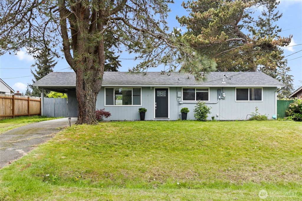 Photo of 30657 1st Place SW, Federal Way, WA 98023 (MLS # 2512589)