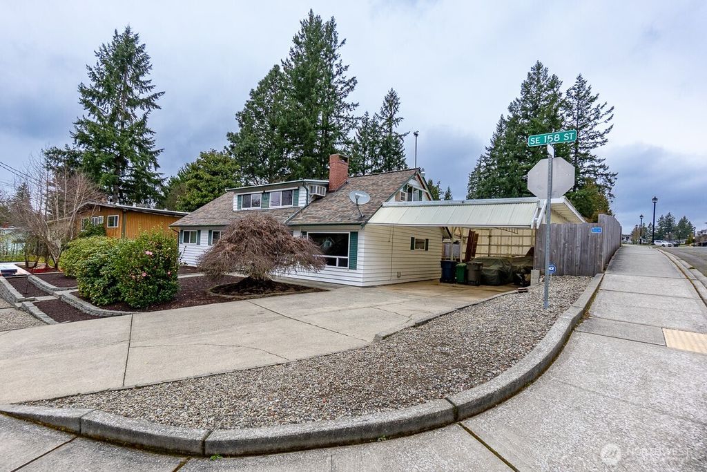 Photo of 12370 SE 158th Street, Renton, WA 98058 (MLS # 2493651)