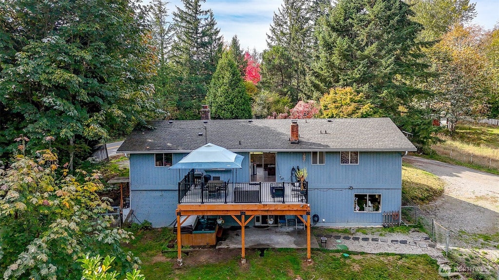 Photo of 15654 SE 224th Street, Kent, WA 98042 (MLS # 2589203)