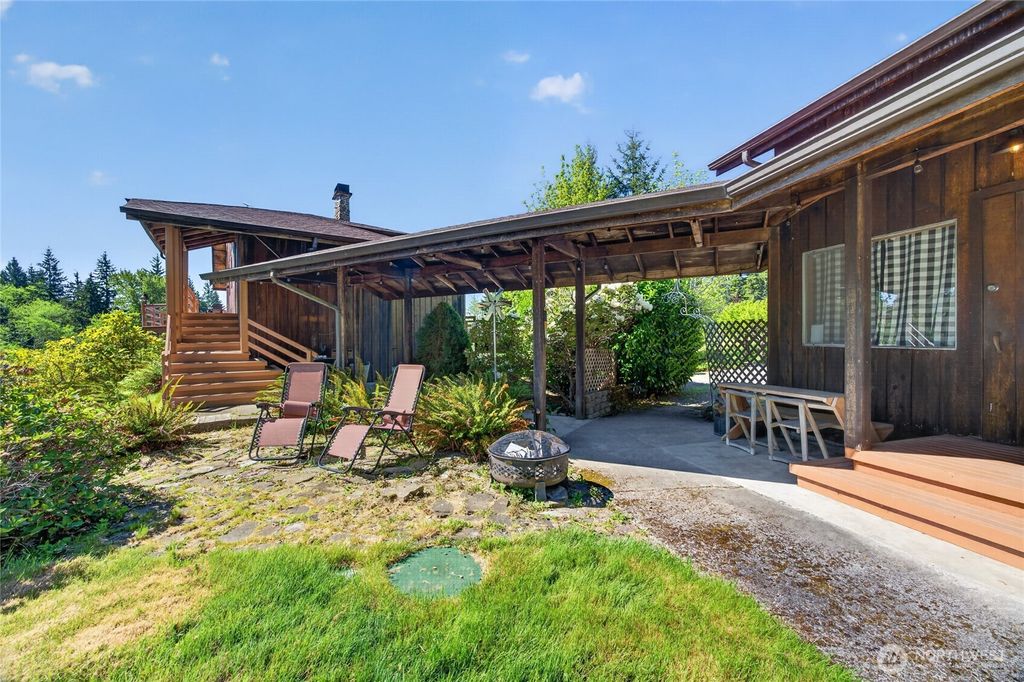 Photo of 308 Long and Winding Road, Randle, WA 98377 (MLS # 2518224)