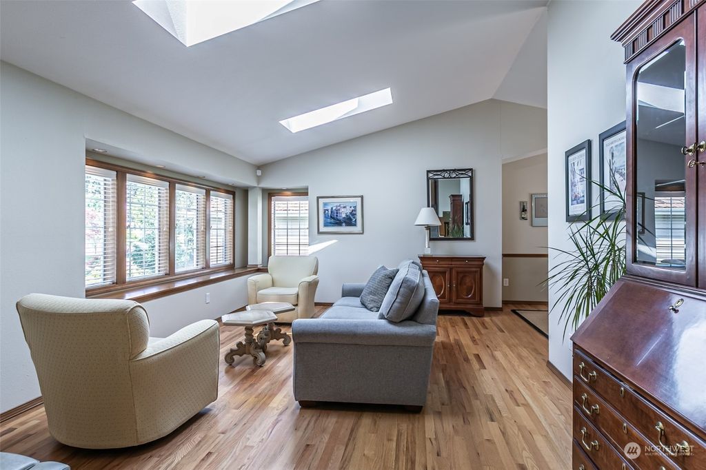 listing image 9360188155612622590
