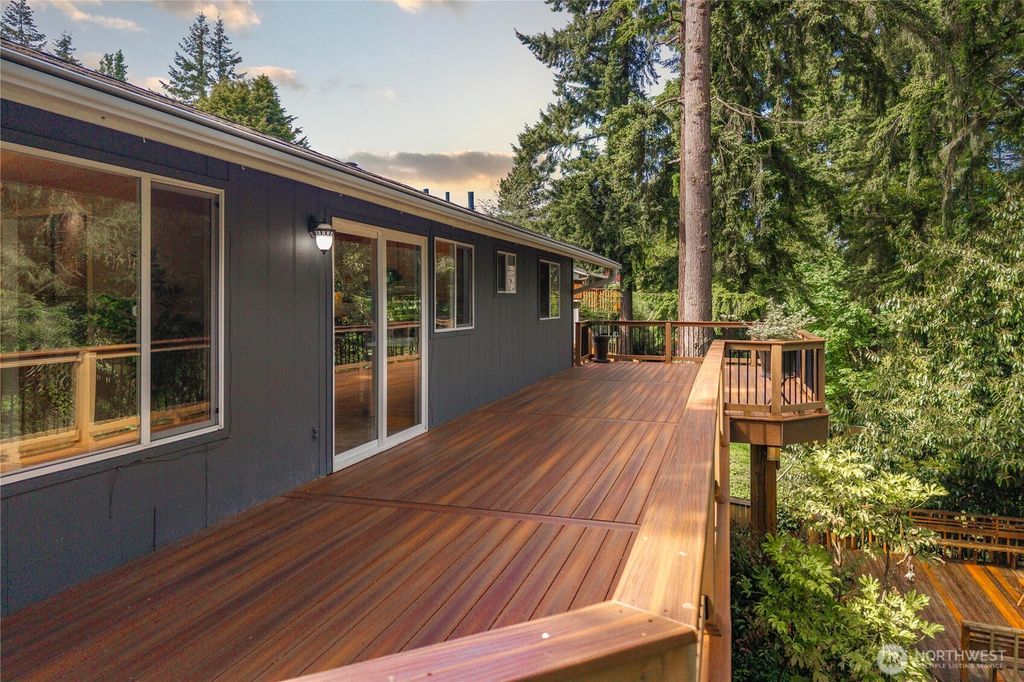 Photo of 29918 4th Avenue S, Federal Way, WA 98003 (MLS # 2382144)