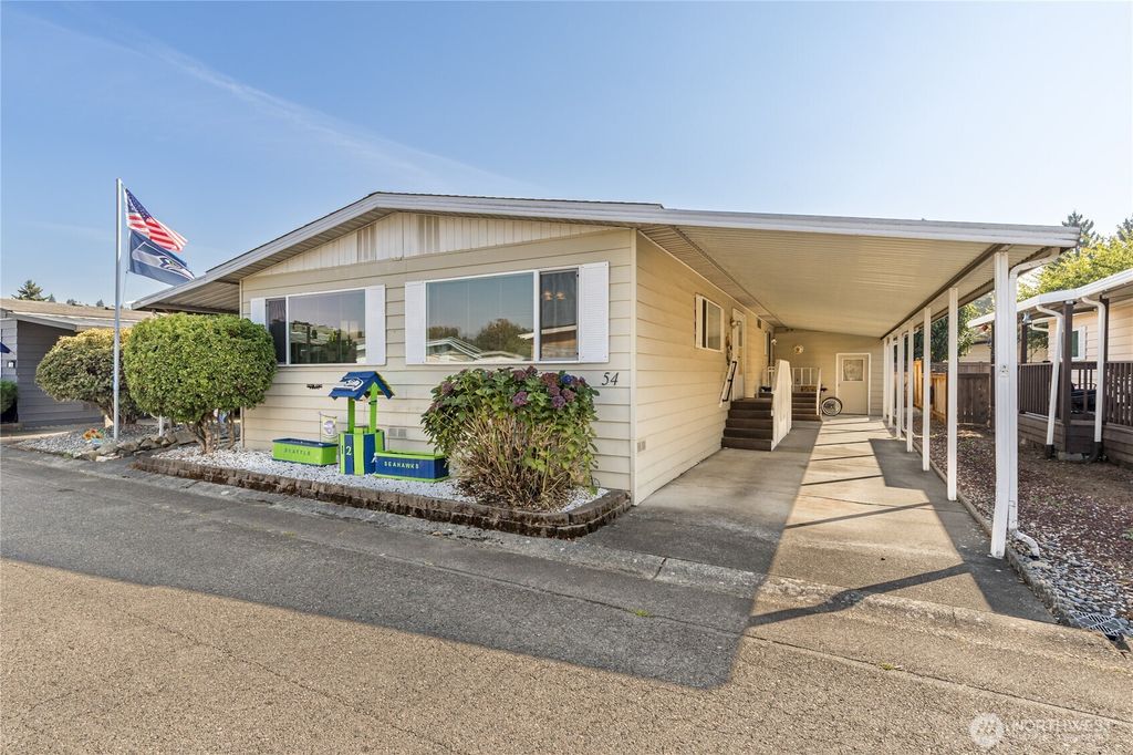 Photo of 1402 22nd Street NE #54, Auburn, WA 98002 (MLS # 2437664)