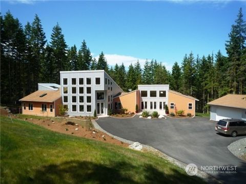 233 Raintree Sequim WA 98382
