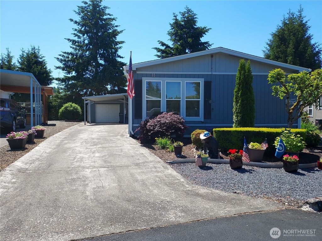 Photo of 8430 15th Place SE #33, Lake Stevens, WA 98258 (MLS # 2392252)