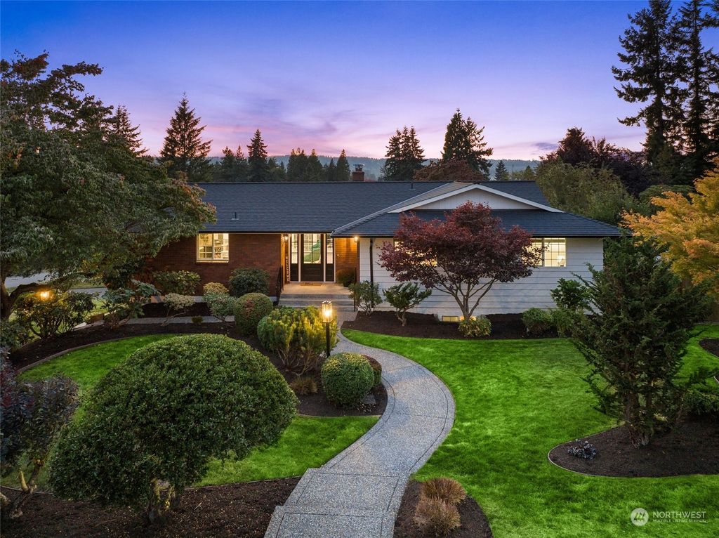 Photo of 6605 63rd Street SE, Snohomish, WA 98290 (MLS # 2164004)