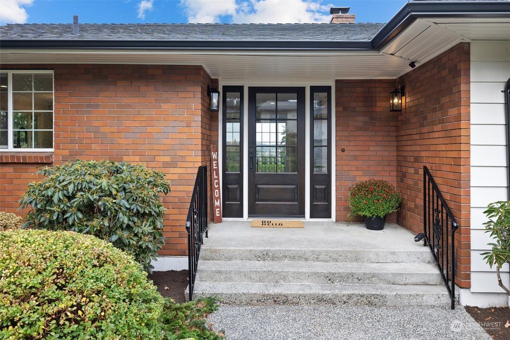 Photo of 6605 63rd Street SE, Snohomish, WA 98290 (MLS # 2164004)