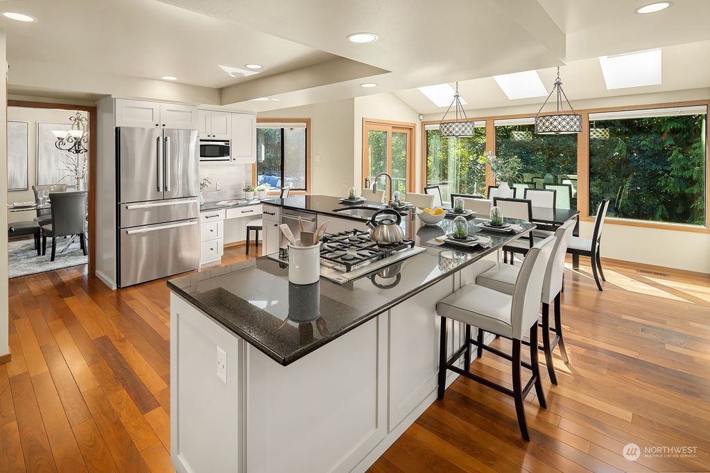 Photo of 4533 172nd Avenue SE, Bellevue, WA 98006 (MLS # 2163093)