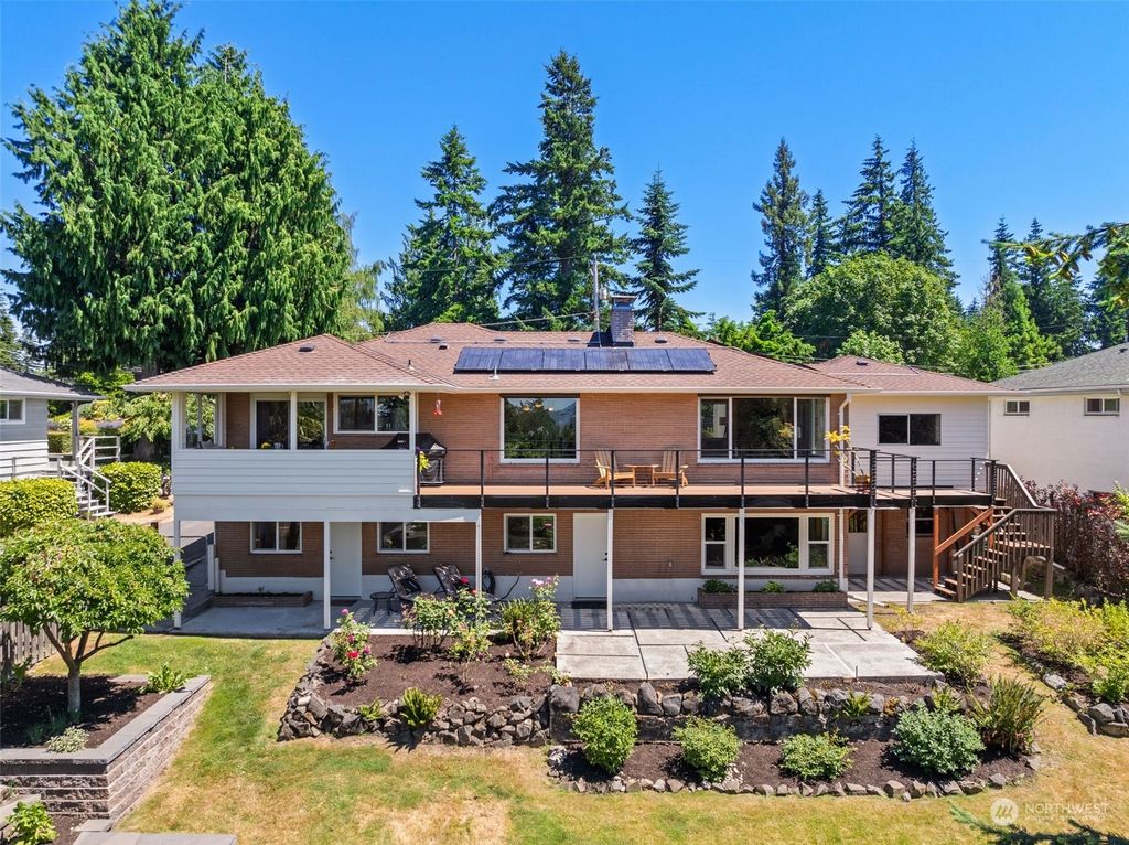 Photo of 16905 27th Avenue SW, Burien, WA 98166 (MLS # 2259789)