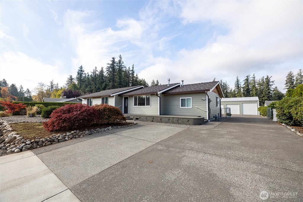 Photo of 105 Sable Drive, Everson, WA 98247 (MLS # 2592488)
