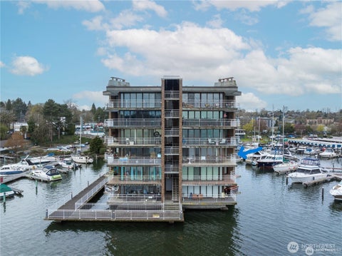 Photo of 9500 Rainier Avenue S #311, Seattle, WA 98118 (MLS # 2551968)