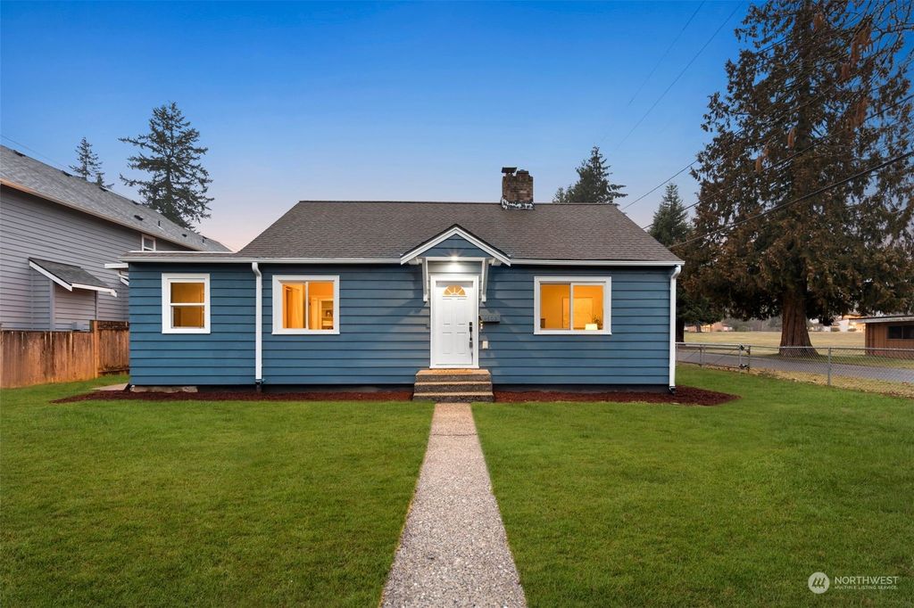 Photo of 4602 College Avenue, Everett, WA 98203 (MLS # 2030568)