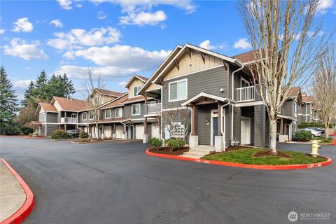 Photo of 10800 SE 17TH Circle #B18, Vancouver, WA 98664 (MLS # 2475280)