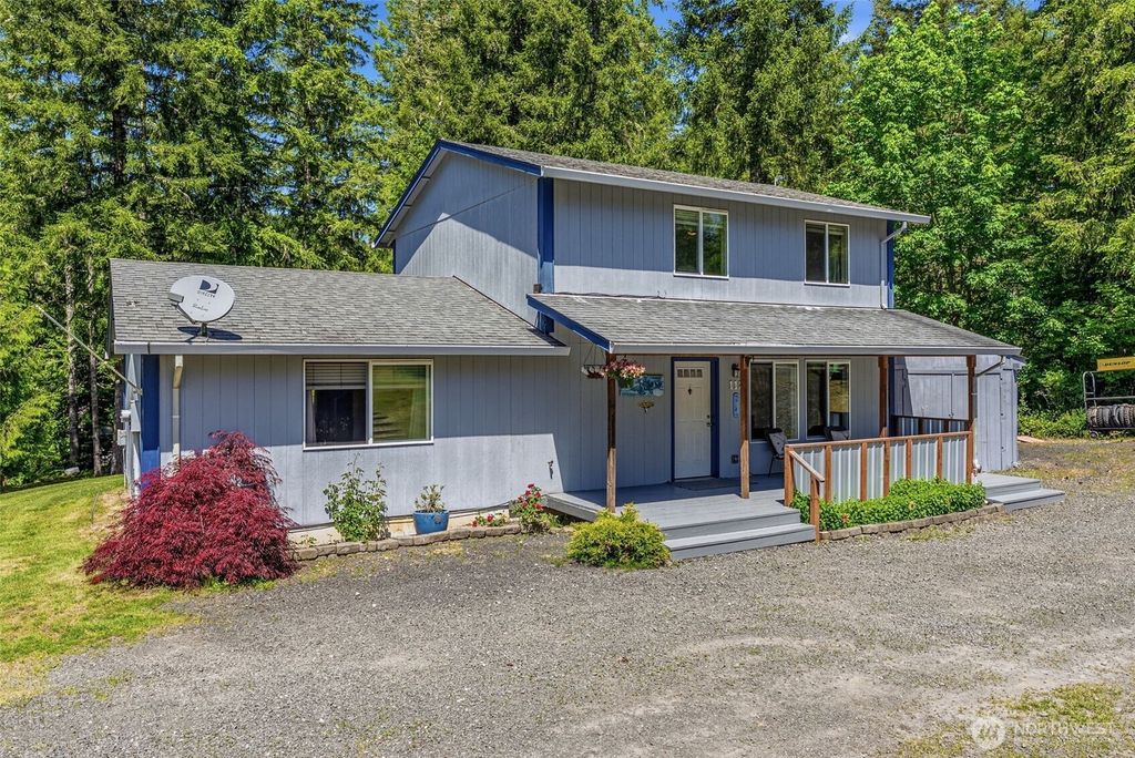 Photo of 112 Jordan Way, Toutle, WA 98649 (MLS # 2528729)