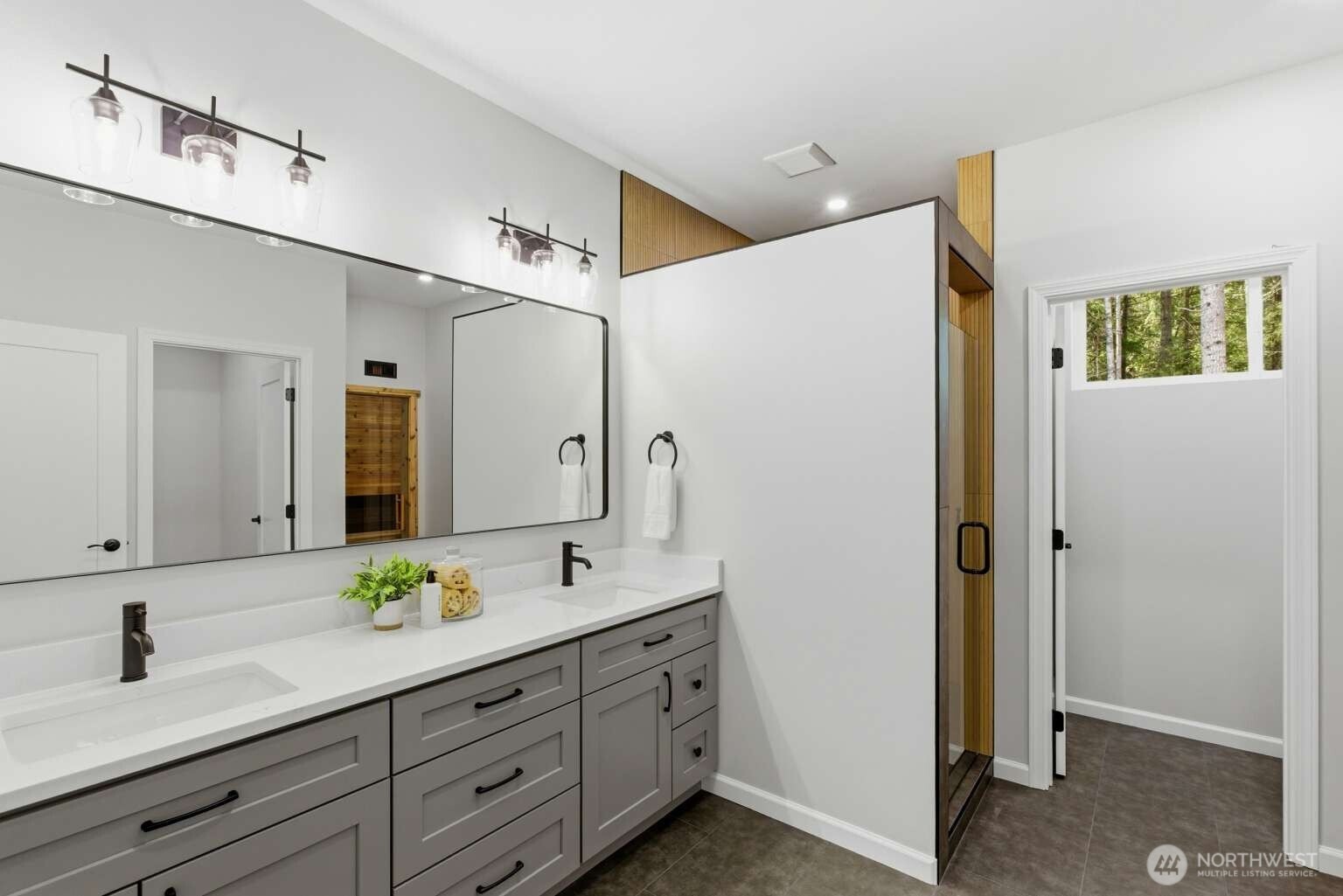 7993 Roundup Lane NW