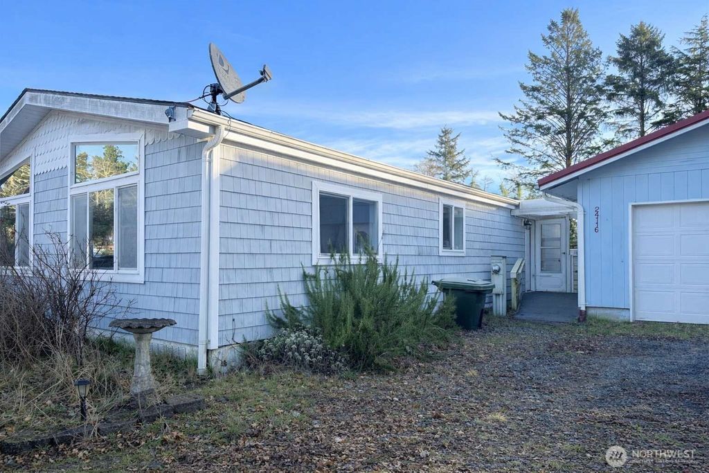 Photo of 24116 V Lane, Ocean Park, WA 98640 (MLS # 2473383)
