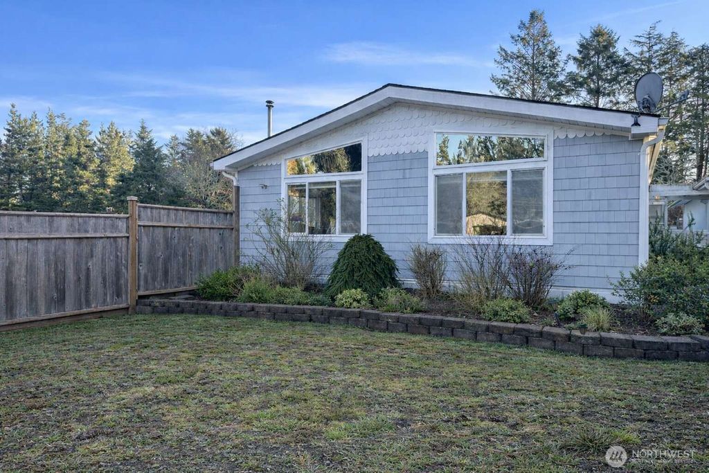 Photo of 24116 V Lane, Ocean Park, WA 98640 (MLS # 2473383)