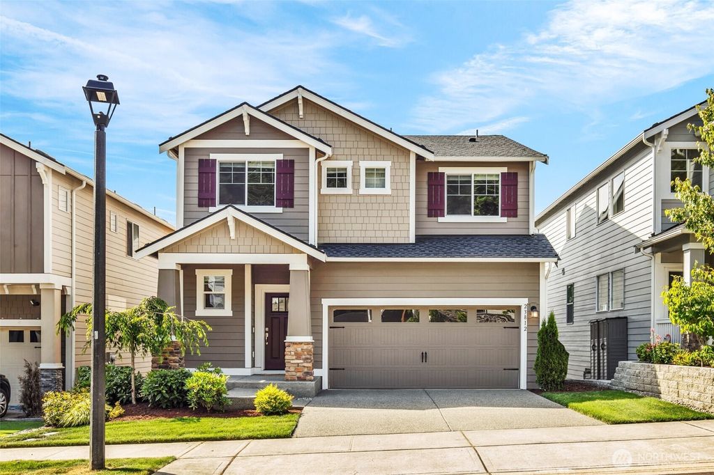 Photo of 23812 SE 291st Place, Maple Valley, WA 98038 (MLS # 2393029)
