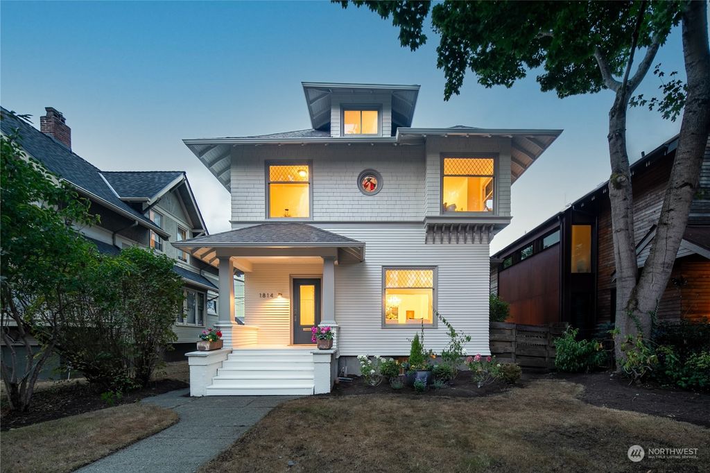 Photo of 1814 4th Avenue W, Seattle, WA 98119 (MLS # 2158199)