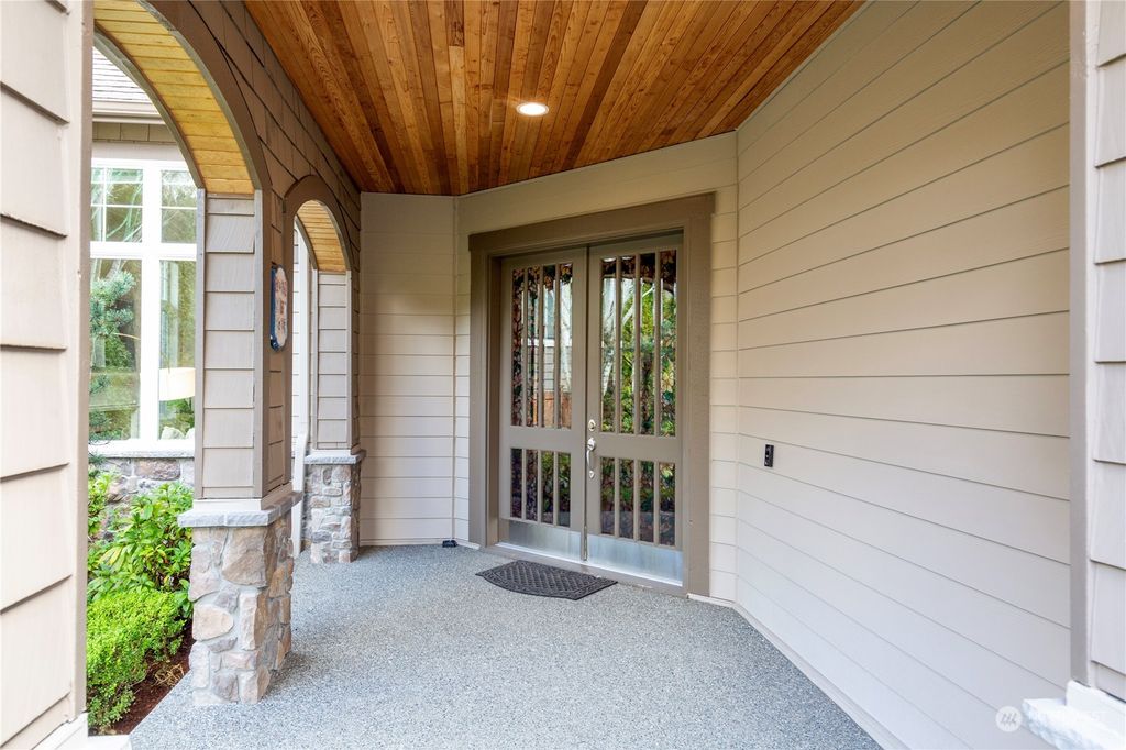 Photo of 21480 SE 3rd Place, Sammamish, WA 98074 (MLS # 2218876)