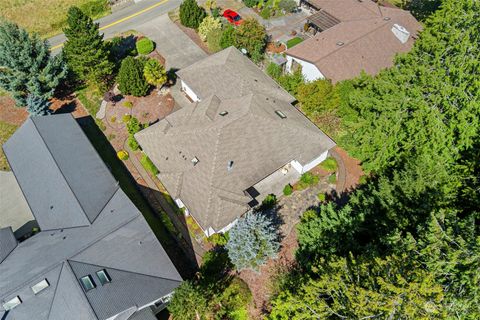 A home in Port Ludlow