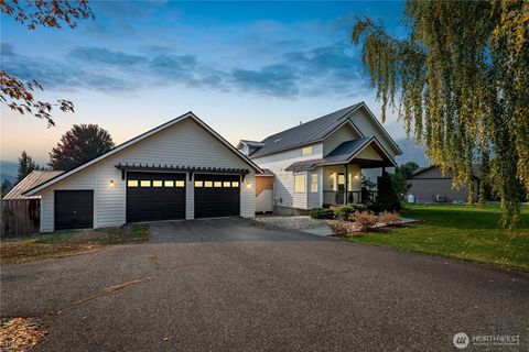 Photo of 12345 Villiage View Dr, Leavenworth, WA 98826 (MLS # 2453078)