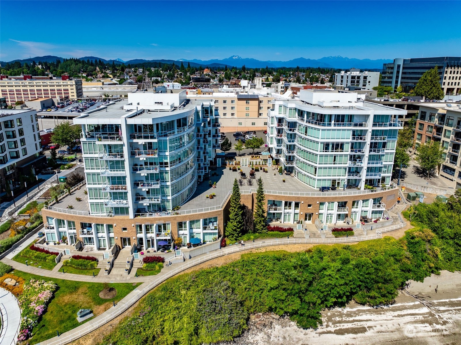 320 Washington Avenue 602

                                                                             Bremerton                                

                                    , WA - $725,000