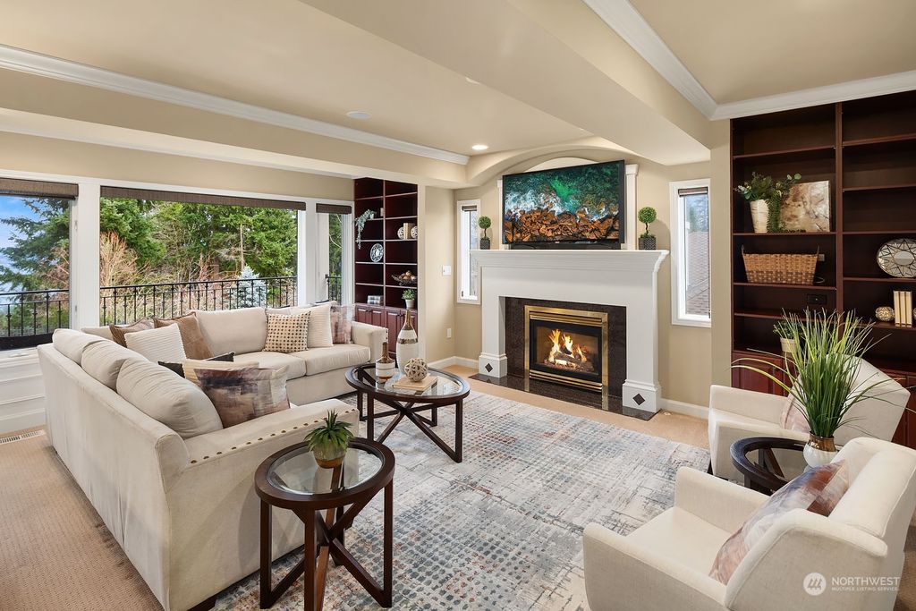 Photo of 18212 NW Montreux Drive, Issaquah, WA 98027 (MLS # 2206681)