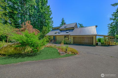 Photo of 241 Gustavson Road, Quilcene, WA 98376 (MLS # 2419866)