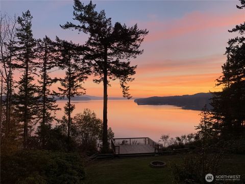 Photo of 241 Gustavson Road, Quilcene, WA 98376 (MLS # 2419866)